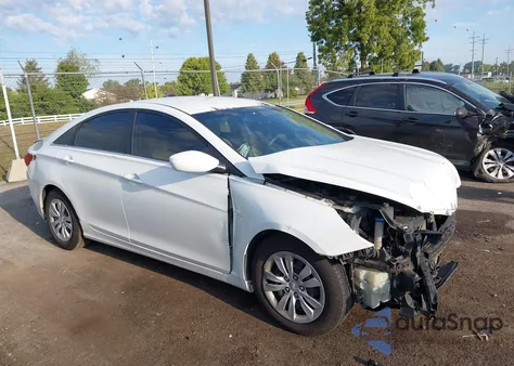 2011 Hyundai Sonata Gls from USA, damaged, VIN 5NPEB4AC7BH092228